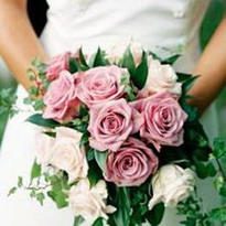 цветы в свадебном наряде